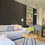 Apartmán Urban Premium - Opolska 10 No 21 - Rooftop Garden- Free Garage *