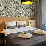 Urban Premium - Opolska 10 No 21 - Rooftop Garden- Free Garage 아파트 카토비체