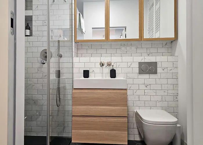 Urban Premium, Opolska 10 No 21, Free Garage, Self Check-in شقة كاتوفيتسه